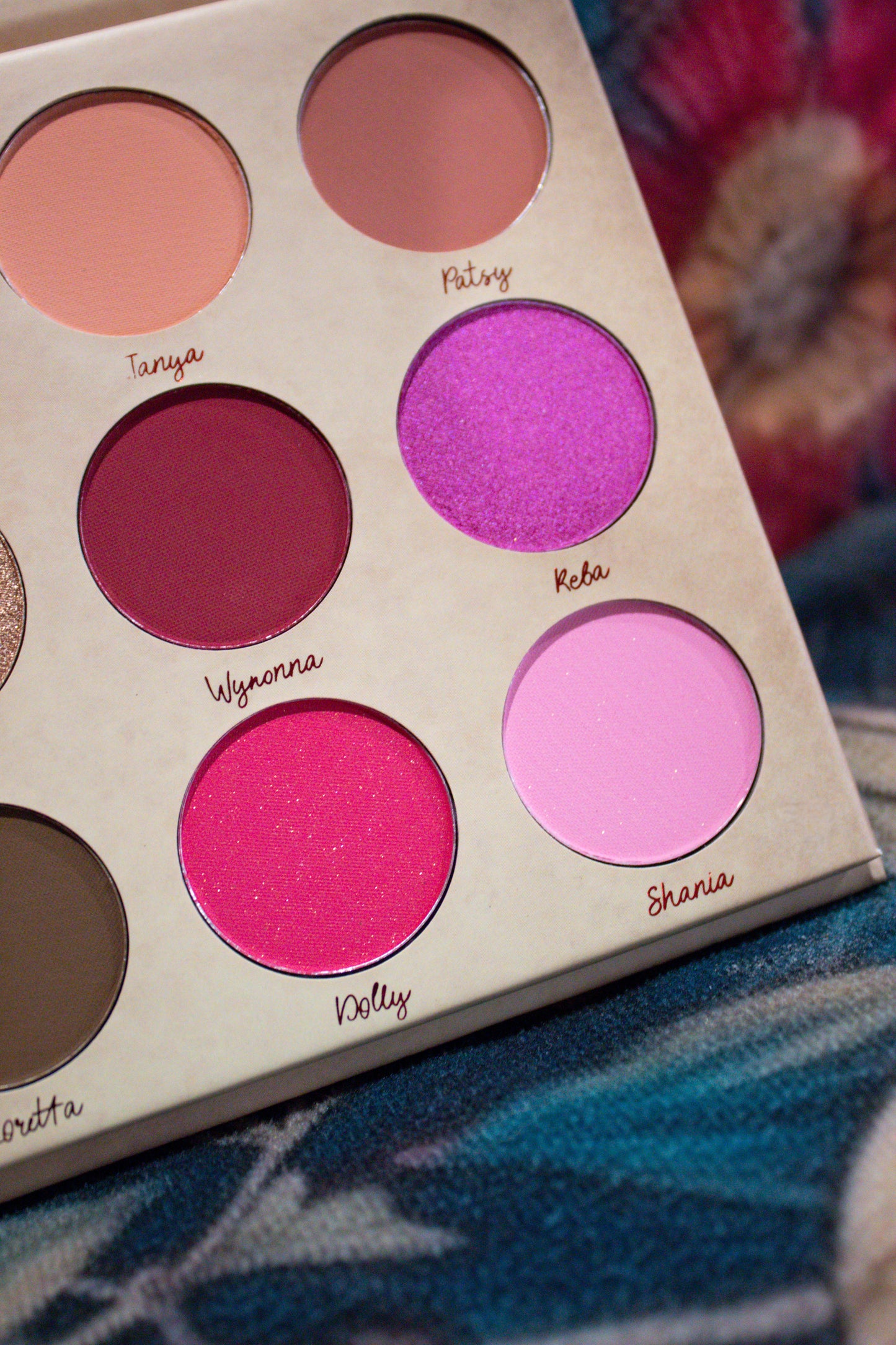 Queens of Country Eye Shadow Palette